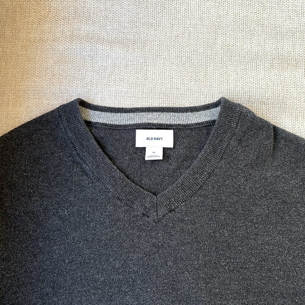 men’s black dress sweater